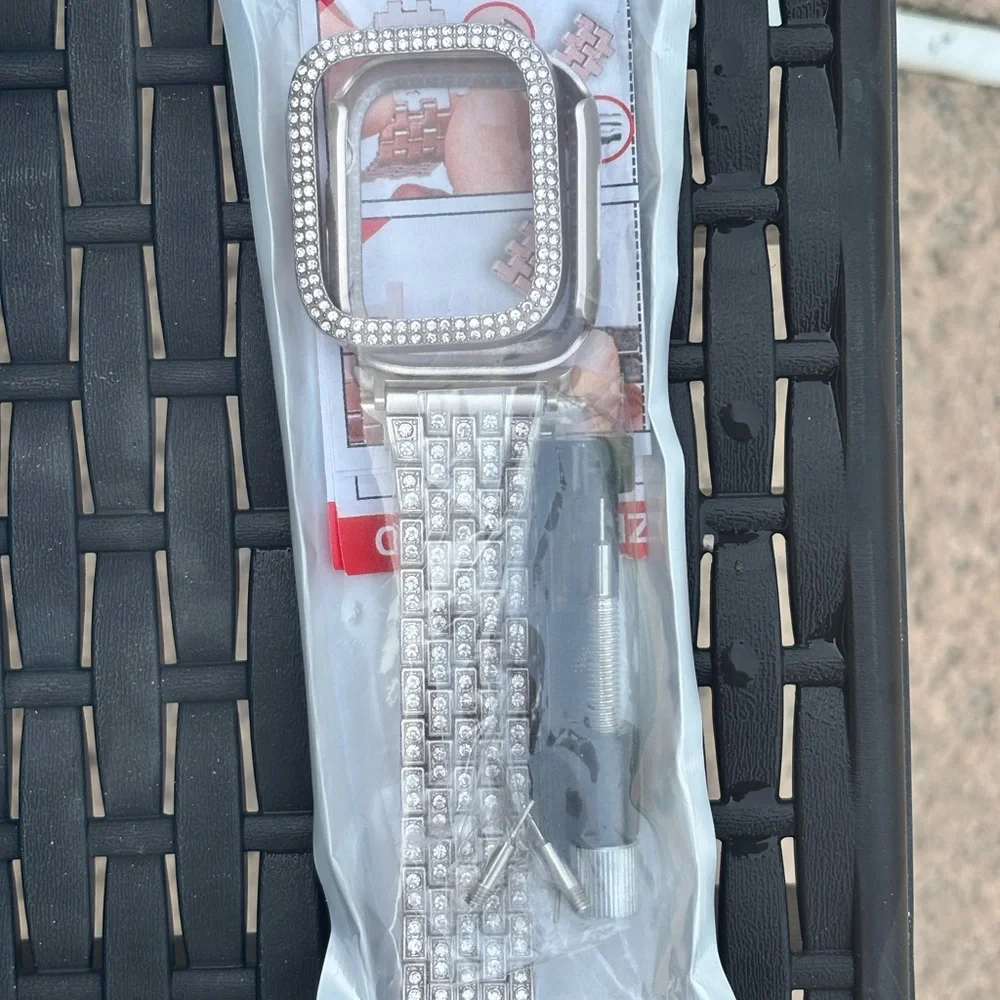 Silver Rhinestone Apple Watch band and case